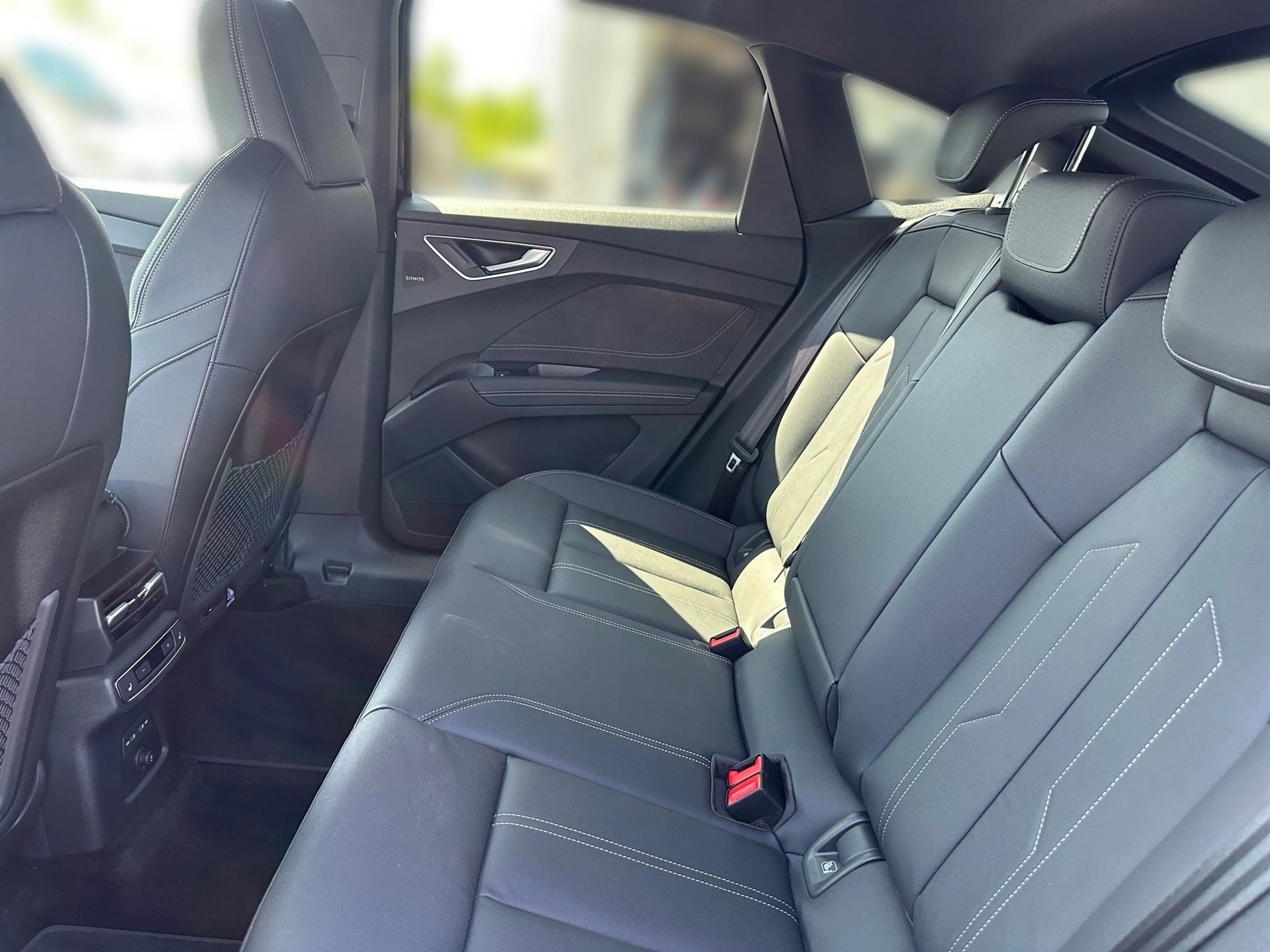 Audi Q4 e-tron Q4 Sportback e-tron quattro HeadUp AHK Navi Matrix — photo 11