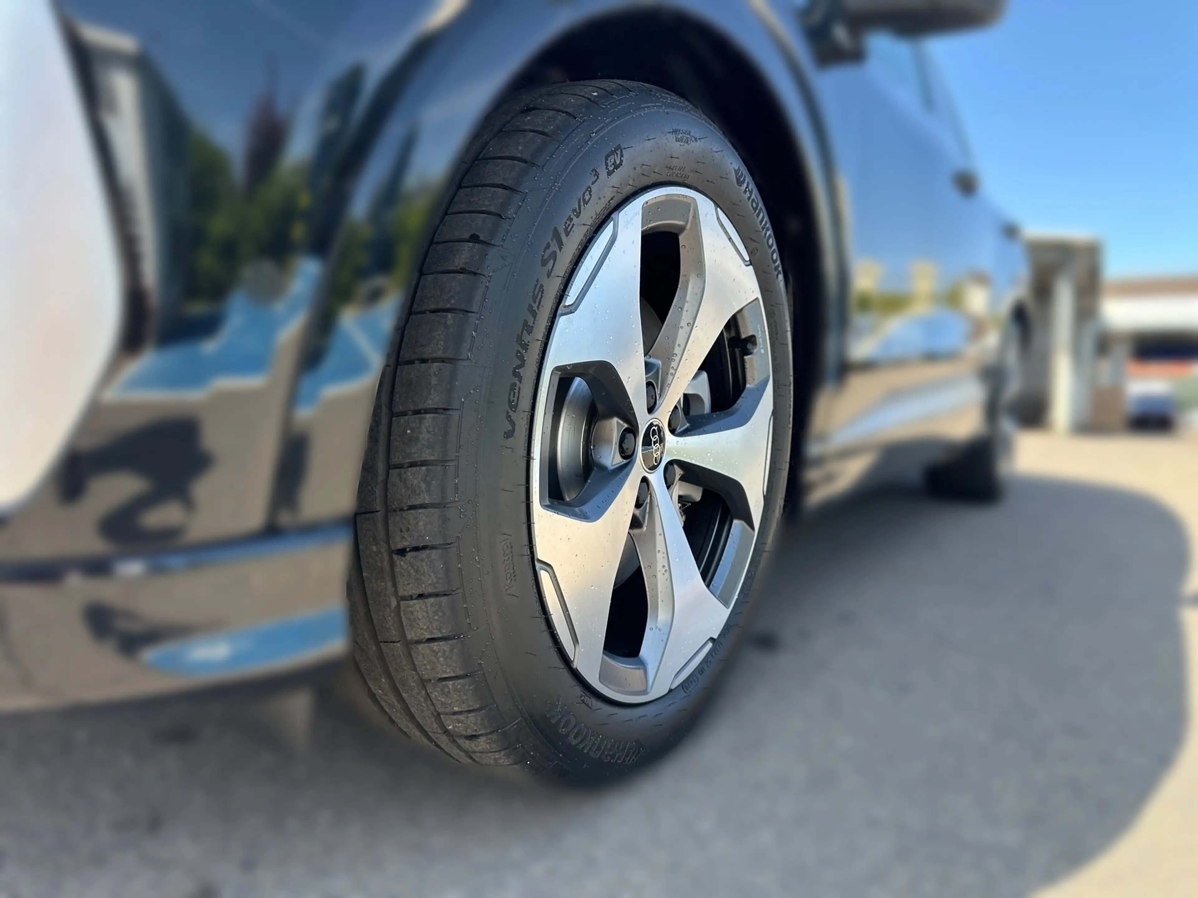 Audi Q4 e-tron Q4 Sportback e-tron quattro HeadUp AHK Navi Matrix — photo 6