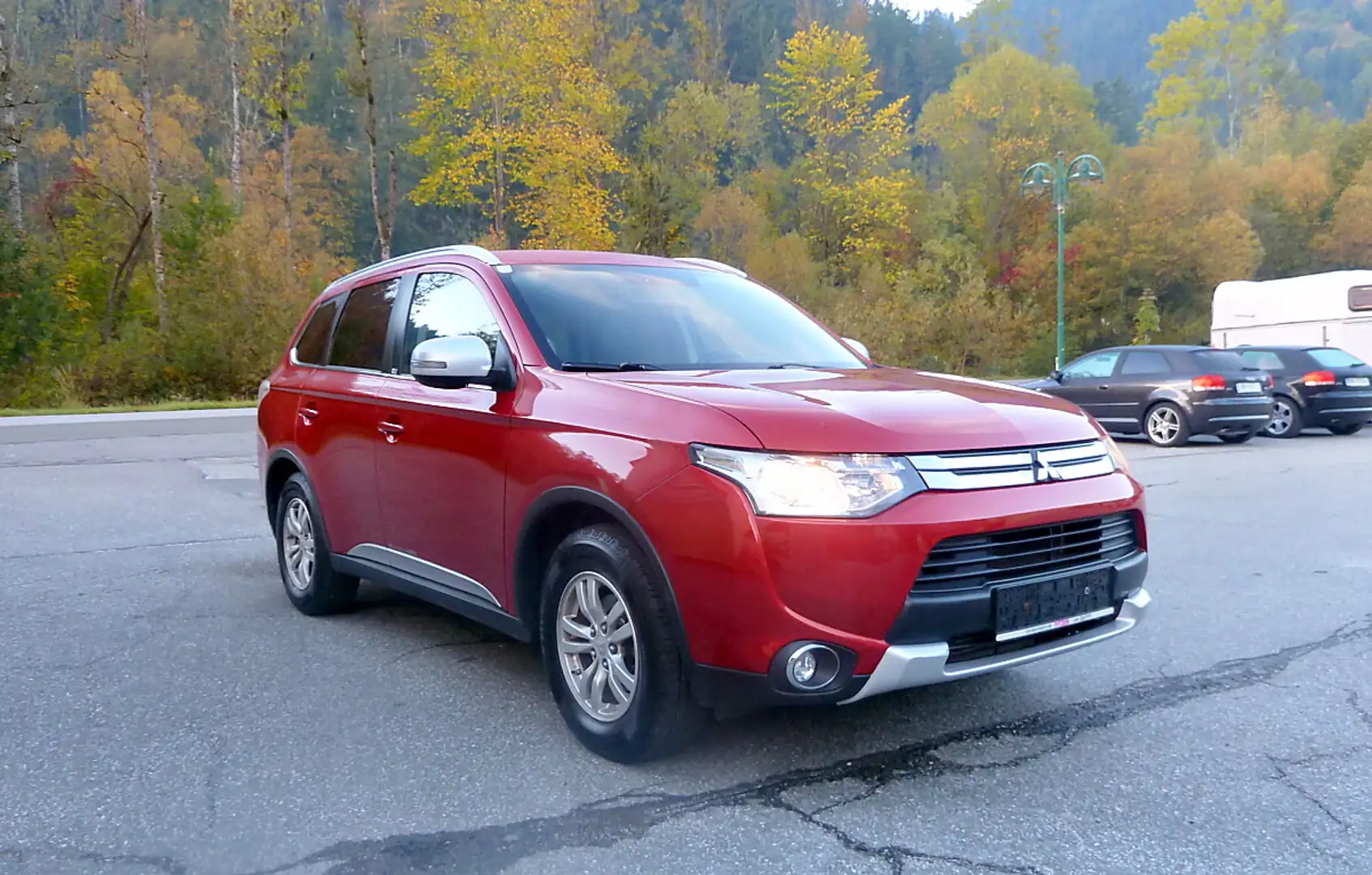 Mitsubishi Outlander 2,2 DI-D AS&G Intense Rot - 2