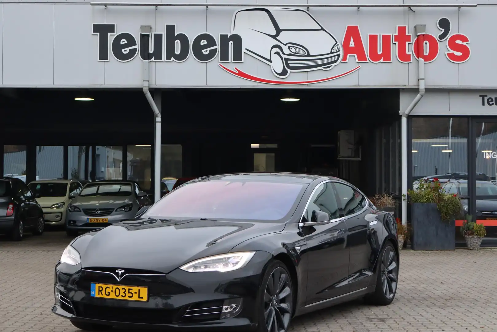 Tesla Model S 100D 88,3% SOH, Schuif- kanteldak, Camera, Adaptie Czarny - 1