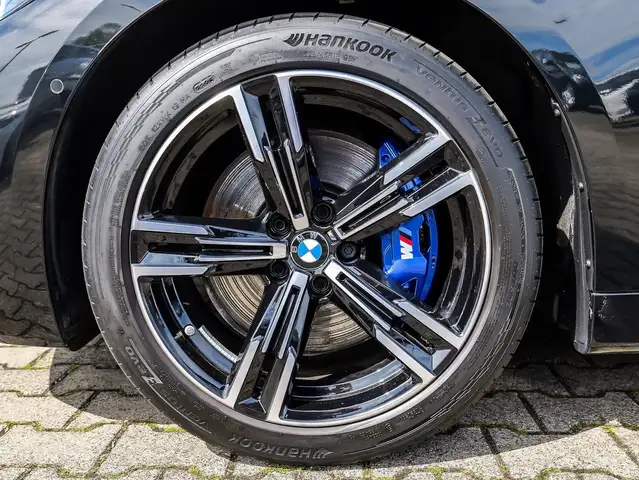 BMW 4 Series view 4