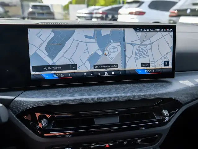 BMW 4 Series view 13