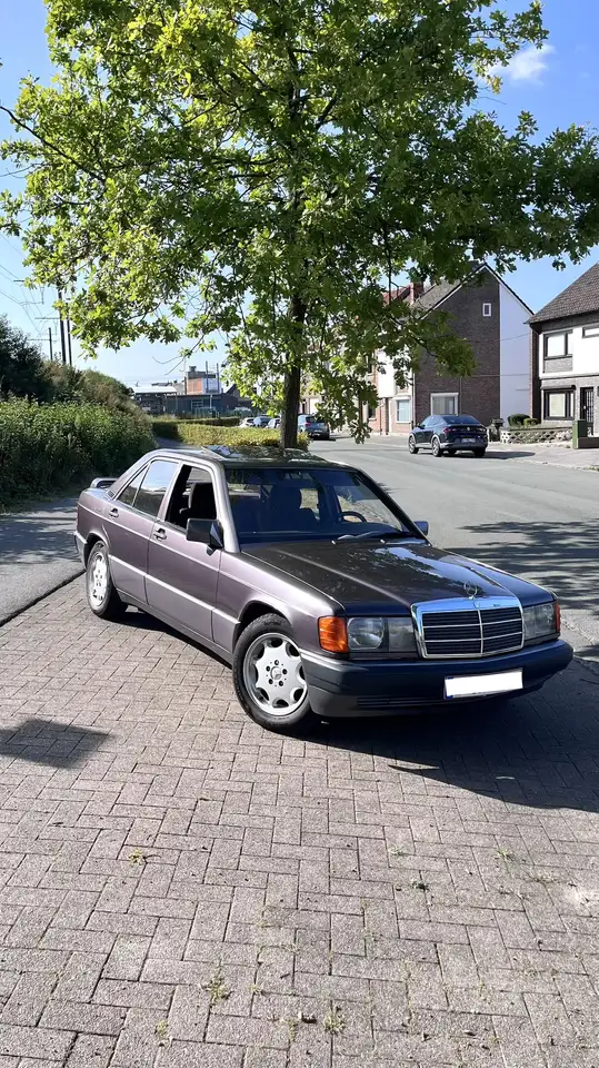 Mercedes-Benz 190 W201 2.0, foto 1
