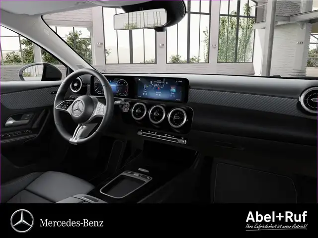 Mercedes-Benz A view 10