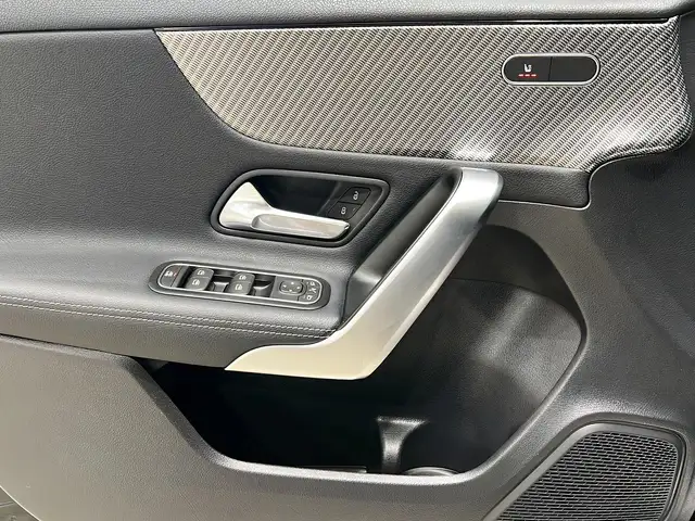 Mercedes-Benz A-Class view 13