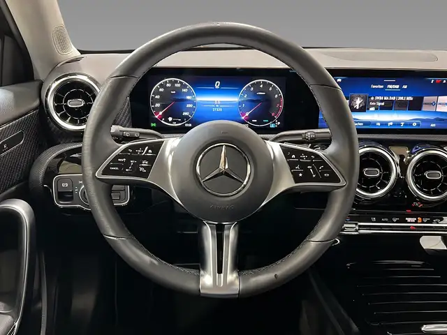Mercedes-Benz A-Class view 14