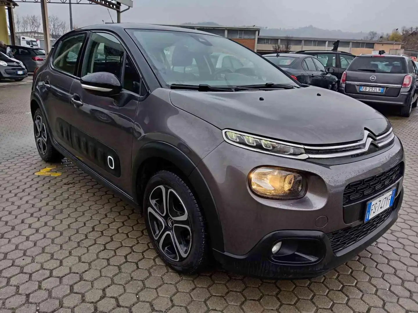 Citroen C3 1.2 PureTech S&S UNICO PROPRIETARIO Gris - 1