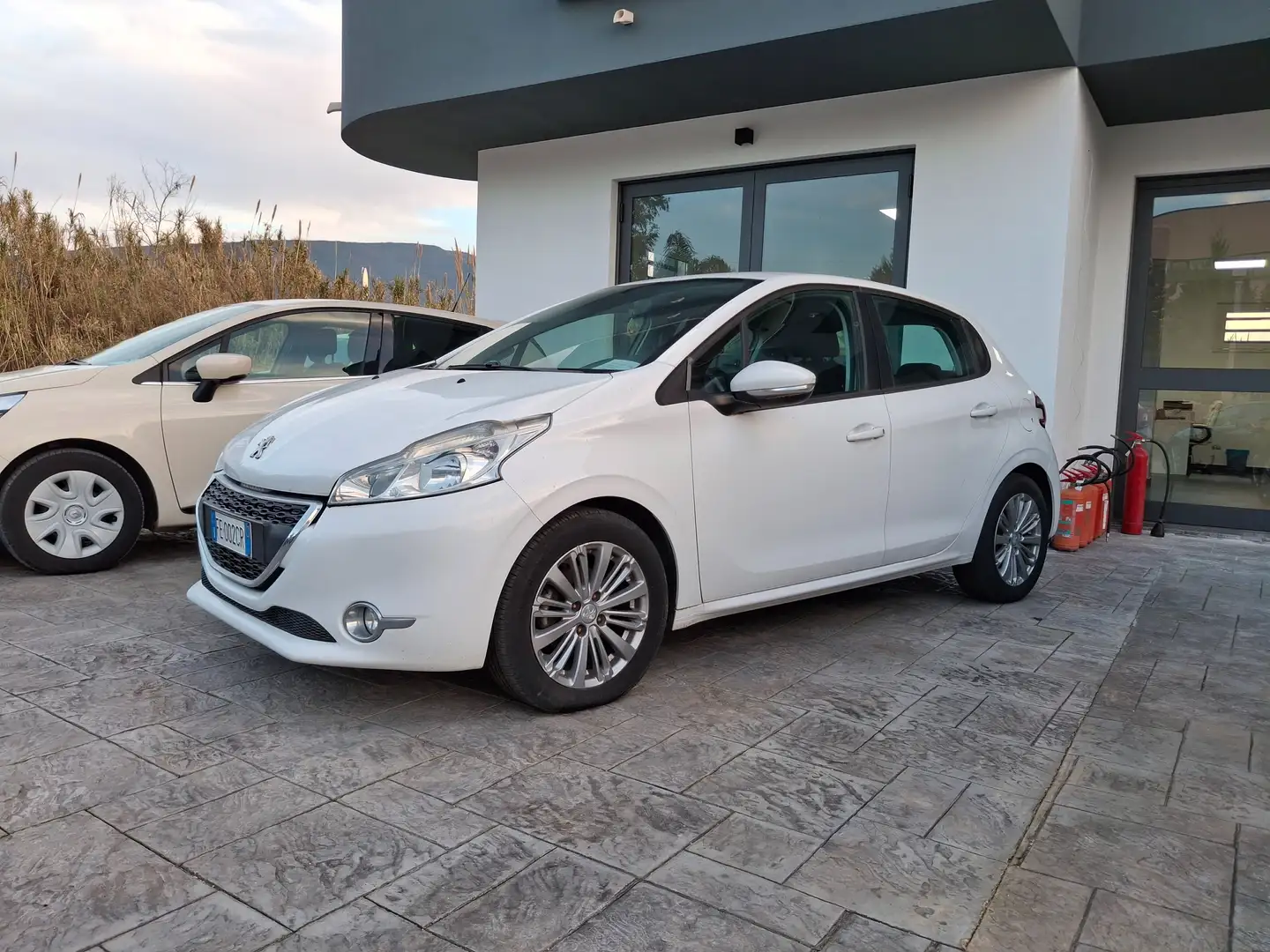 Peugeot 208 1.4 diesel Bianco - 2