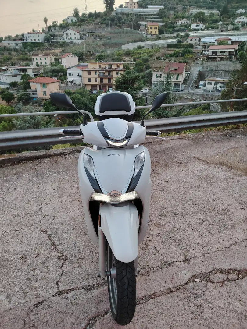 Honda SH 350i Bianco - 1