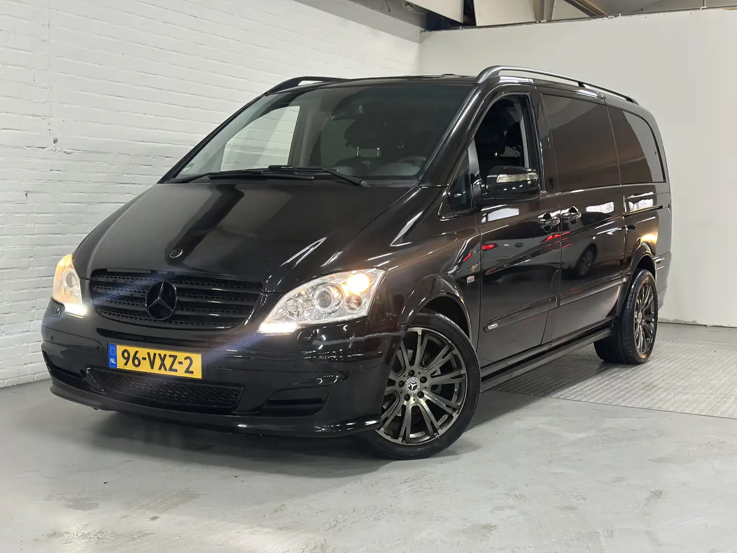 Mercedes-Benz Viano BRABUS 3.0 CDI DC Ambiente Lang VOLLE OPTIES BARA Schwarz - 1