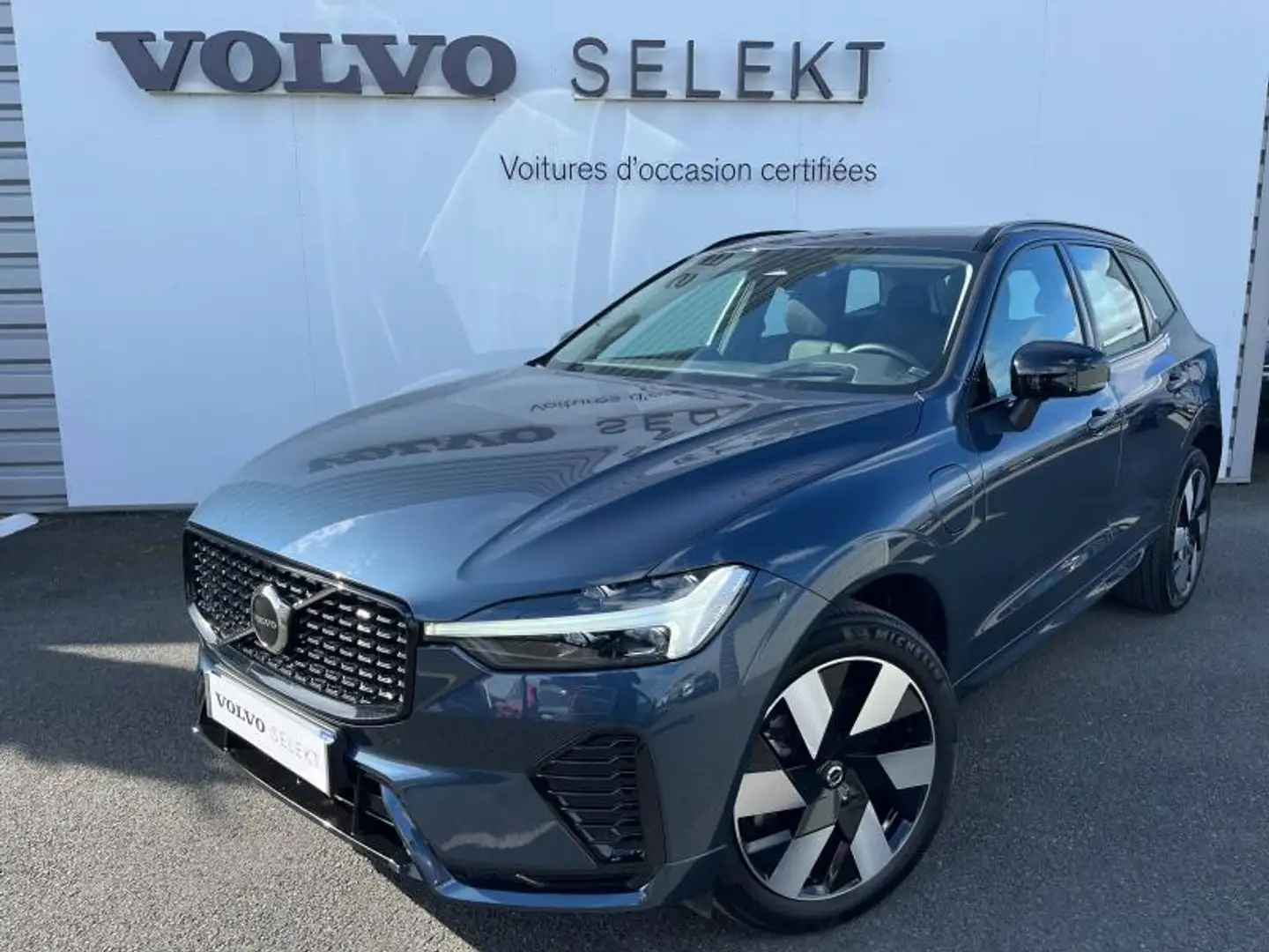 Volvo XC60 T6 AWD 253 + 145ch Utimate Style Dark Geartronic Bleu - 1