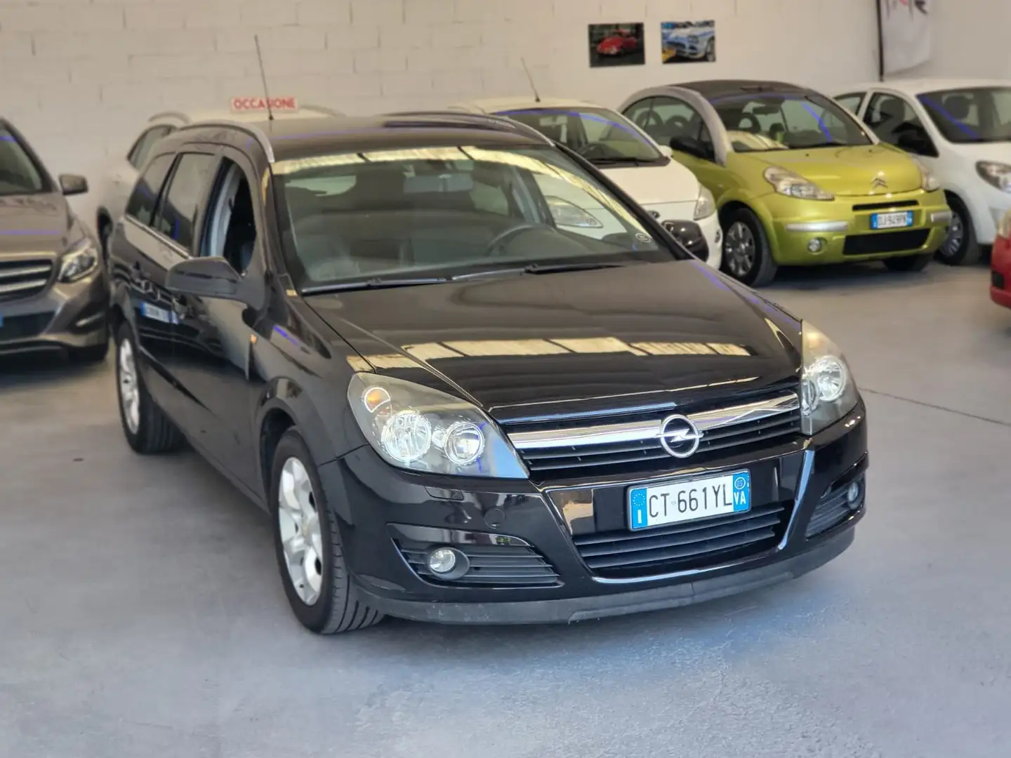 Opel Astra Astra III 2004 SW SW 1.6 twinport Cosmo Nero - 2