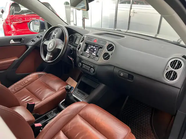 Volkswagen Tiguan view 14