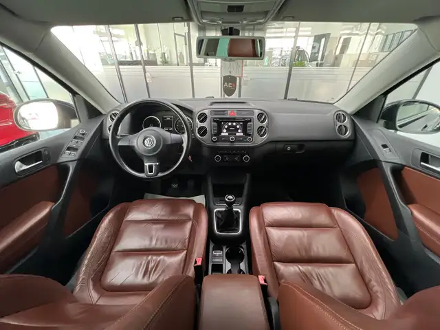 Volkswagen Tiguan view 13