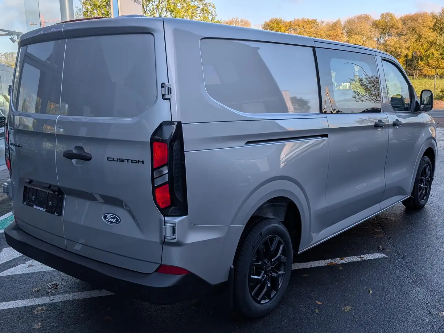 Ford Transit Custom DC Trend 320L L2 2.0TDCi 170pk A8 automaat Silber - 2