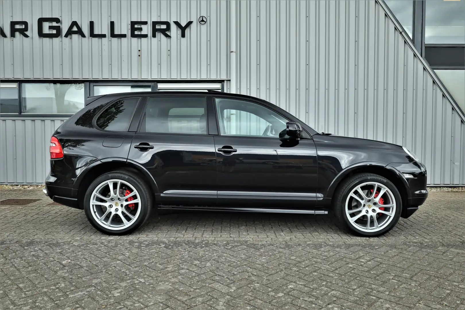 Porsche Cayenne 4.8 GTS 84292km Youngtimer BTW auto Zwart - 2