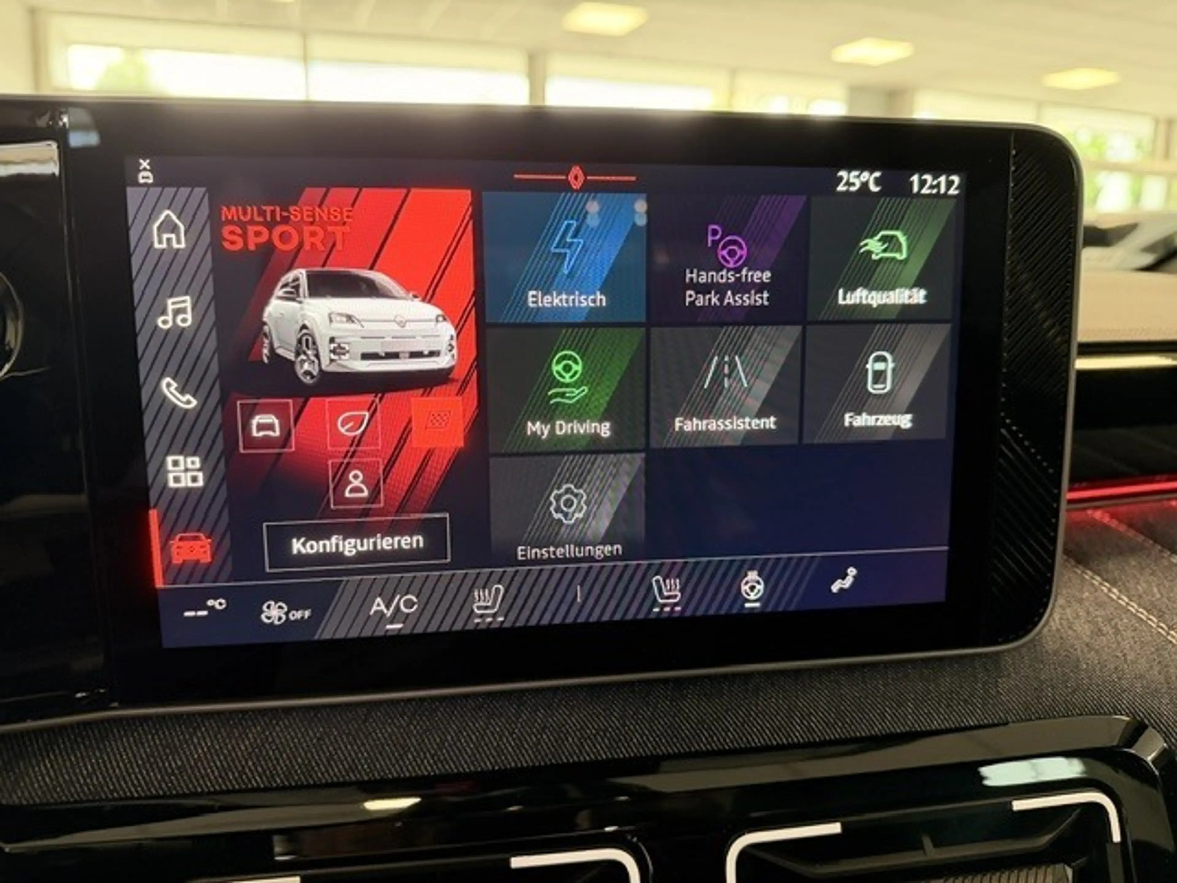 Renault R 5 Techno 150 Comfort Range — photo 8