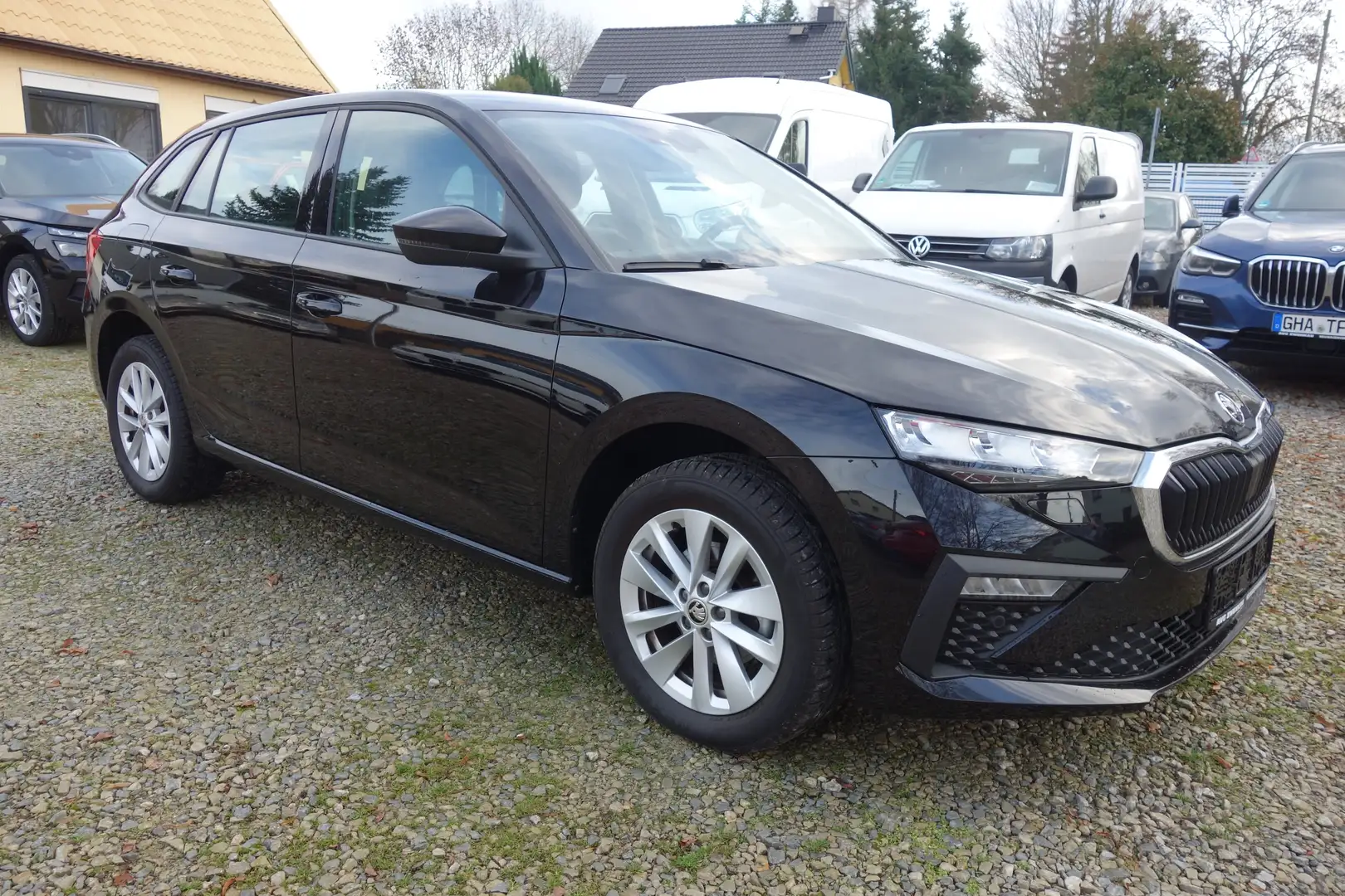 Skoda Scala Selection AHZV Schwarz - 1