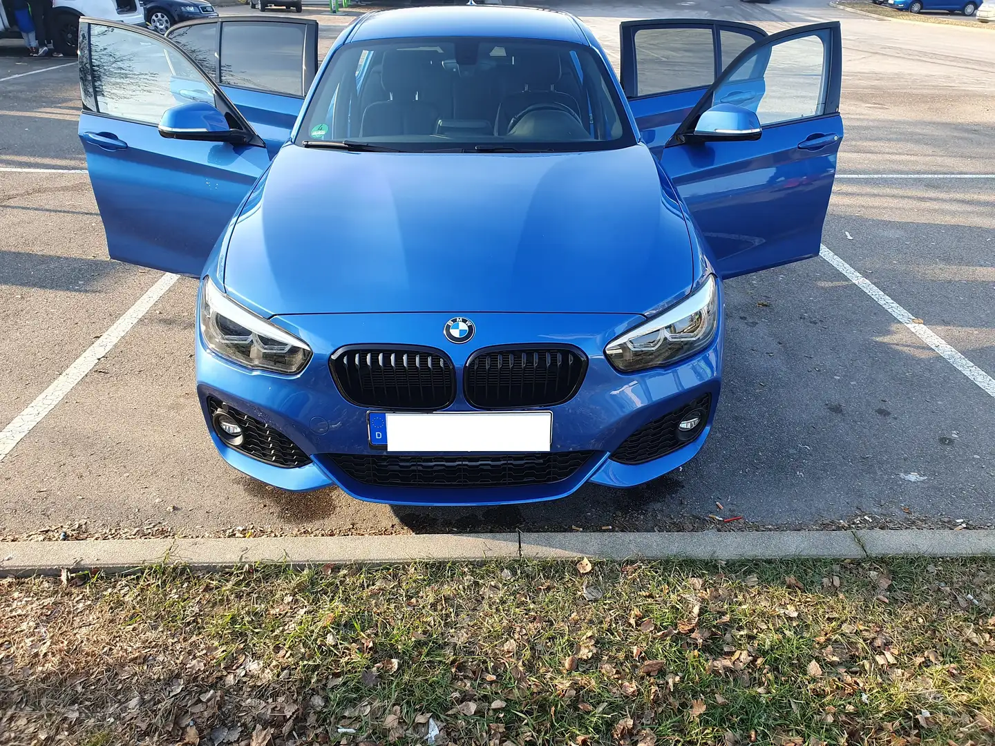 BMW 125 125d Aut. M Sport Bleu - 1