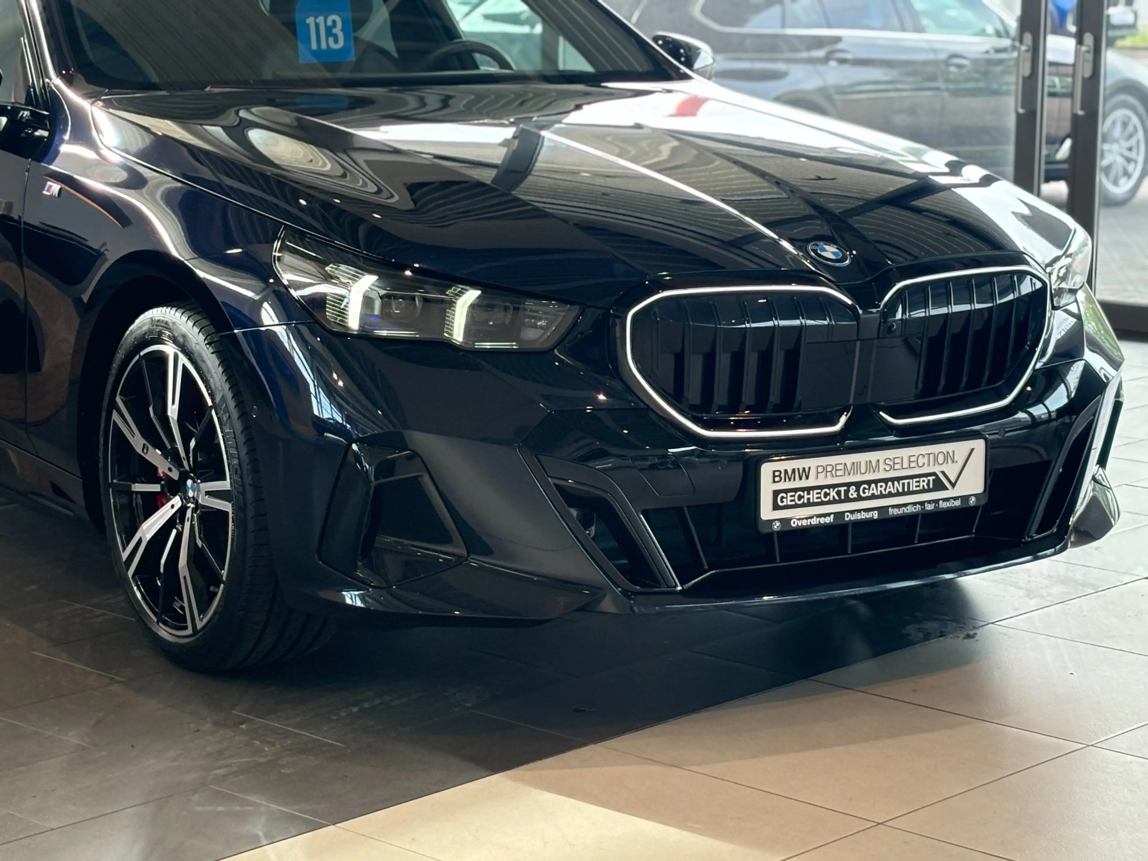 BMW 550 e xDrive Navi Leder Tempom.aktiv Bluetooth PDC MP3 — photo 13