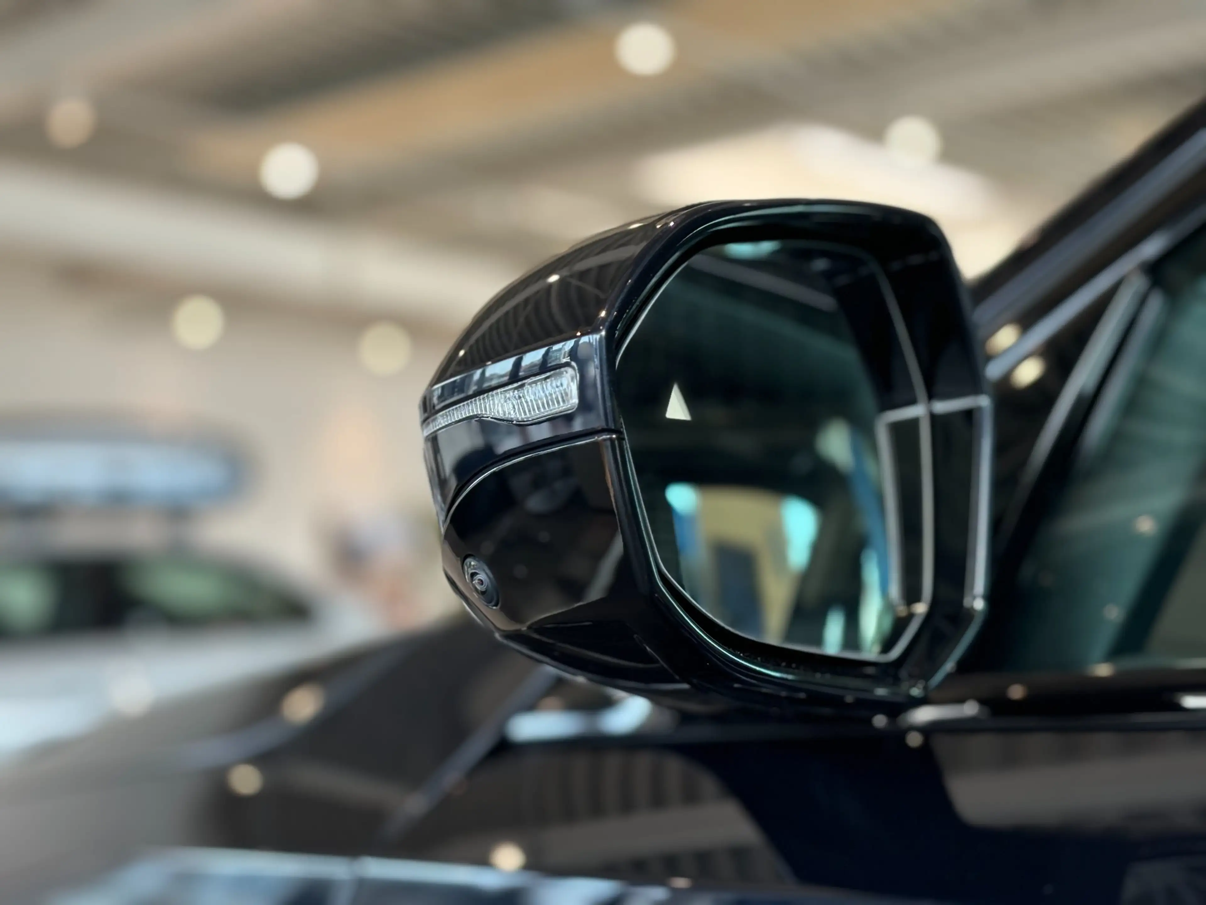 BMW 550 e xDrive Navi Leder Tempom.aktiv Bluetooth PDC MP3 — photo 14