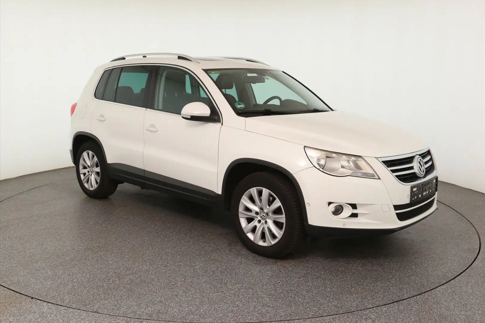 Volkswagen Tiguan Sport & Style BMT Blanc - 2