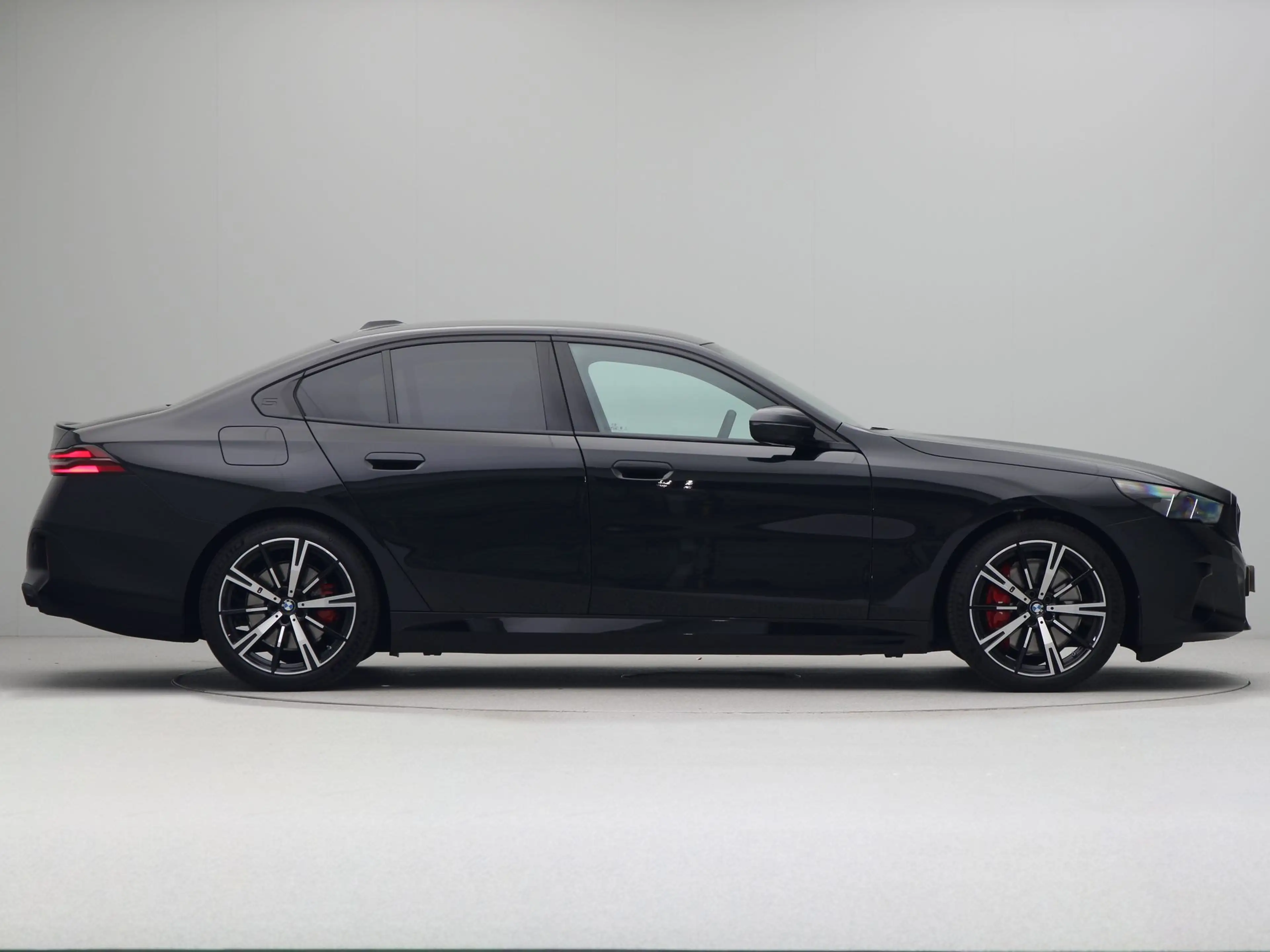 BMW i5 eDrive40 M Sport Edition 84 kWh — photo 7