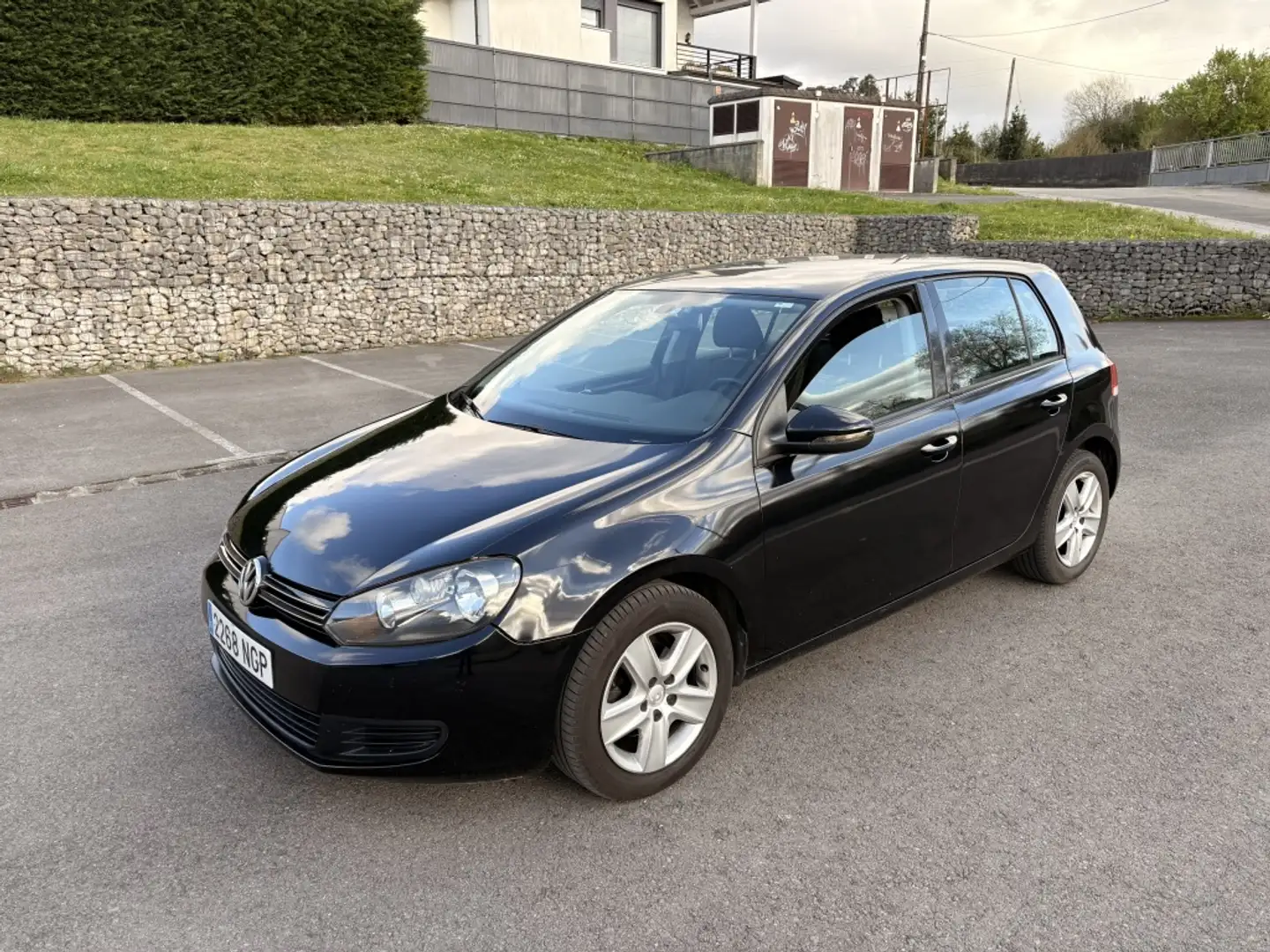 Volkswagen Golf 1.6TDI CR Advance BMT 105 Negro - 2