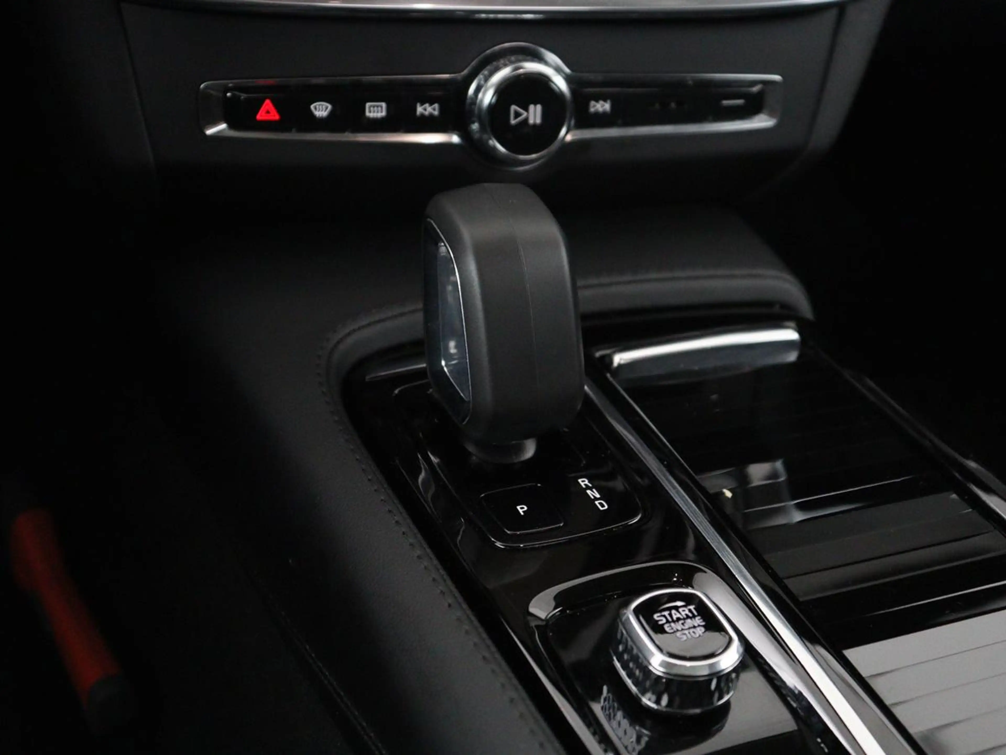 Volvo V90 2.0 T8 Plug-in hybrid AWD Plus Bright | SOH 97,1 | — photo 23