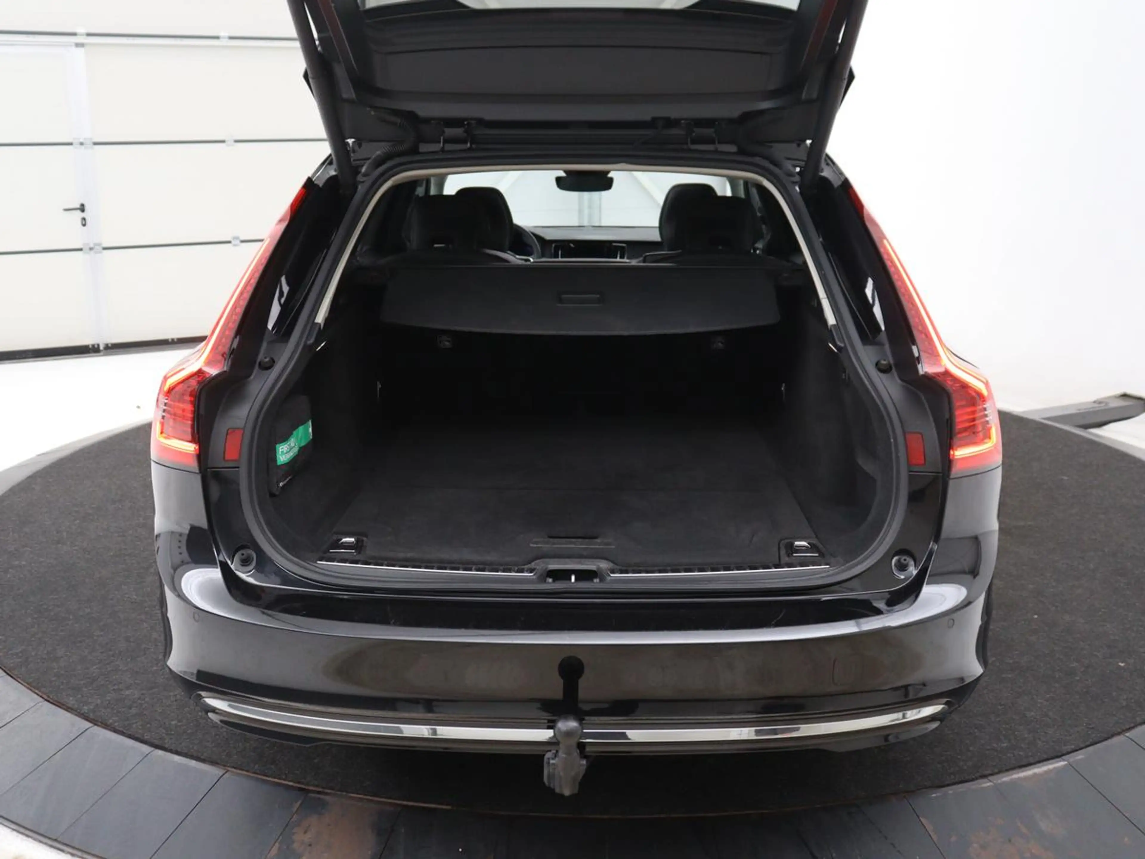 Volvo V90 2.0 T8 Plug-in hybrid AWD Plus Bright | SOH 97,1 | — photo 38