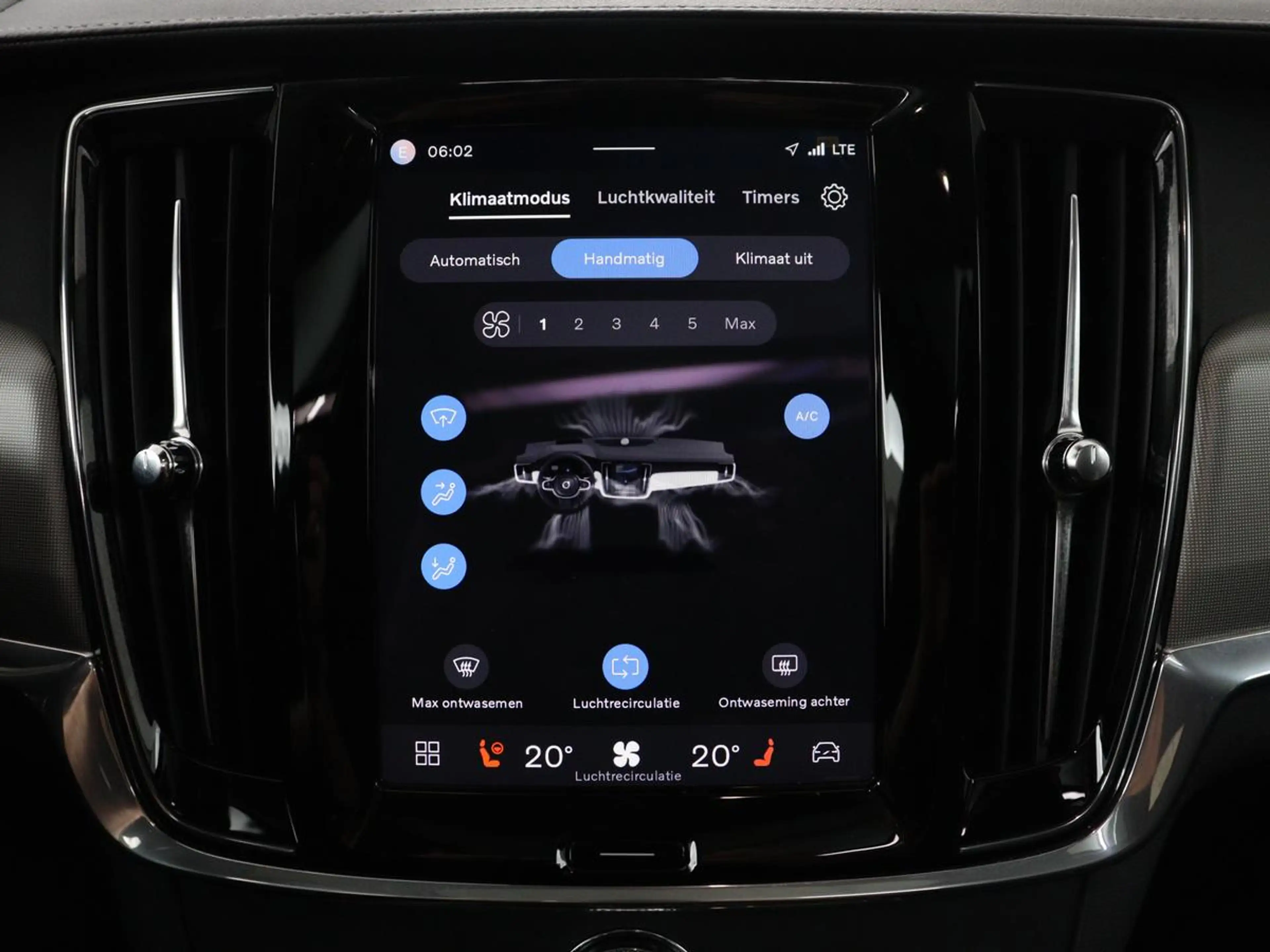 Volvo V90 2.0 T8 Plug-in hybrid AWD Plus Bright | SOH 97,1 | — photo 31