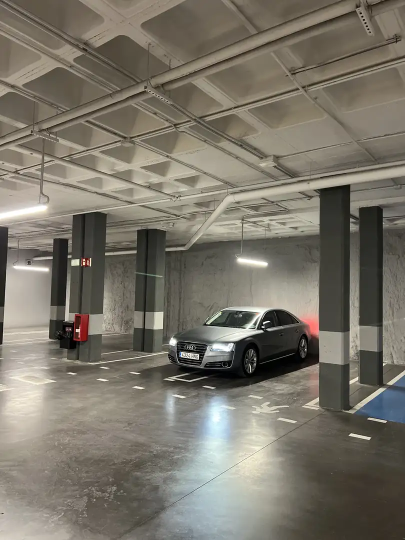 Audi A8 3.0 TDI DPF quattro tiptronic - 1