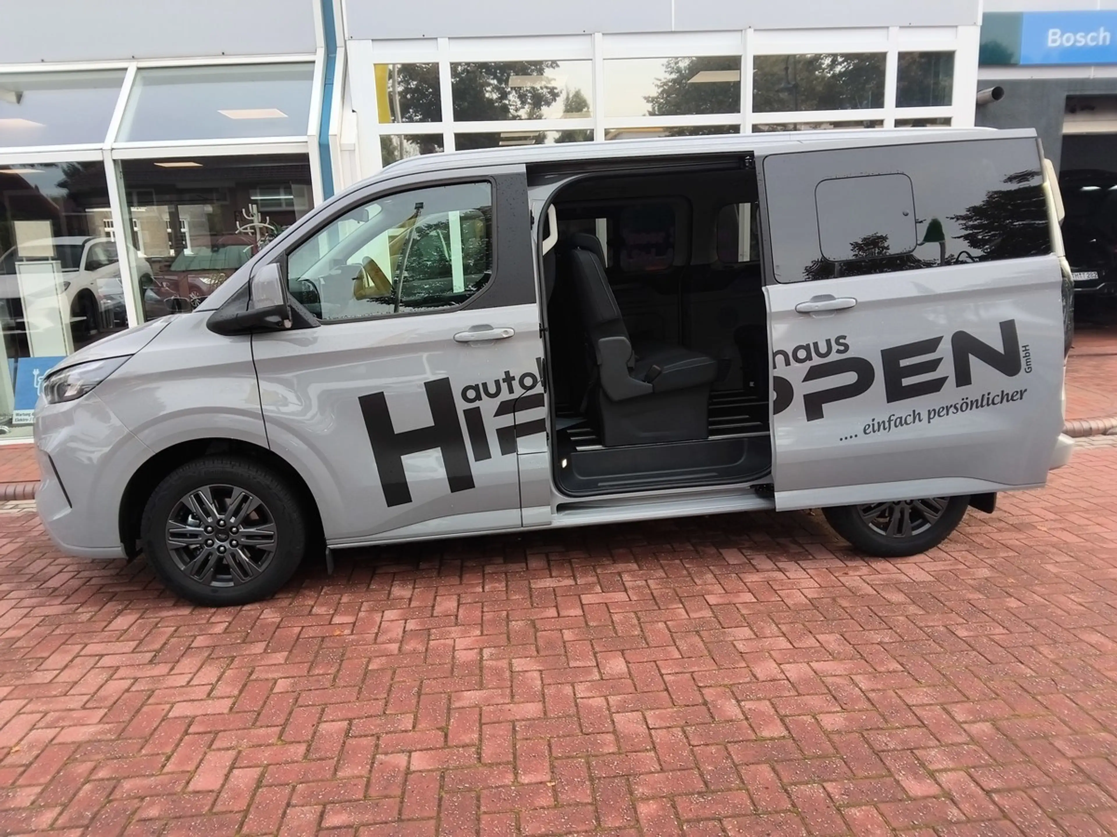 Ford Tourneo Custom L1 Titanium LED, Kamera vo+htn 360, 4 J.Gara — photo 10