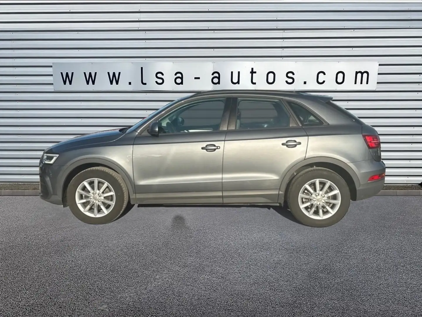 Audi Q3 2.0 TDI ultra 150 Ambiente Grau - 2