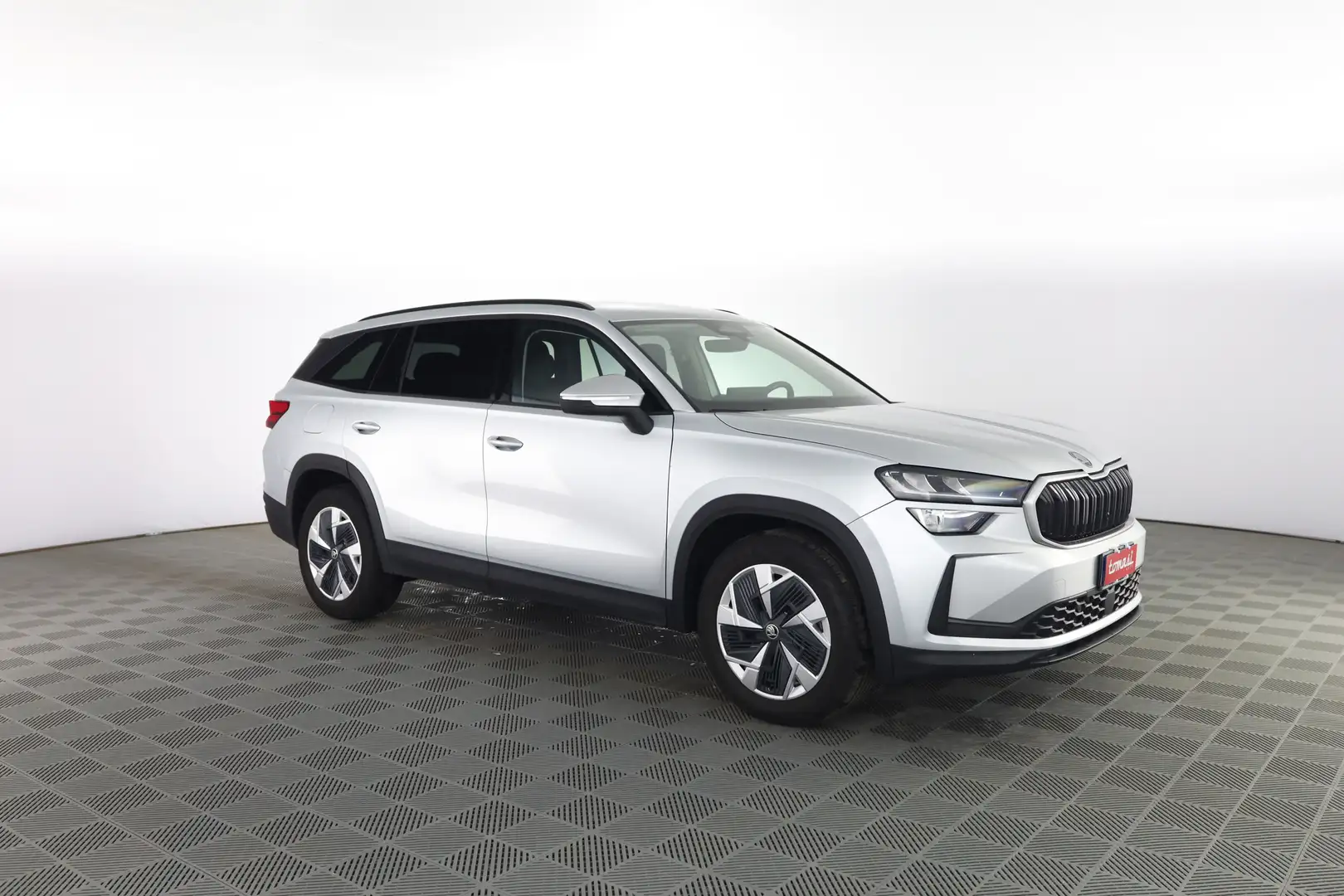 Skoda Kodiaq 2.0 TDI DSG 7 posti Executive Silber - 2