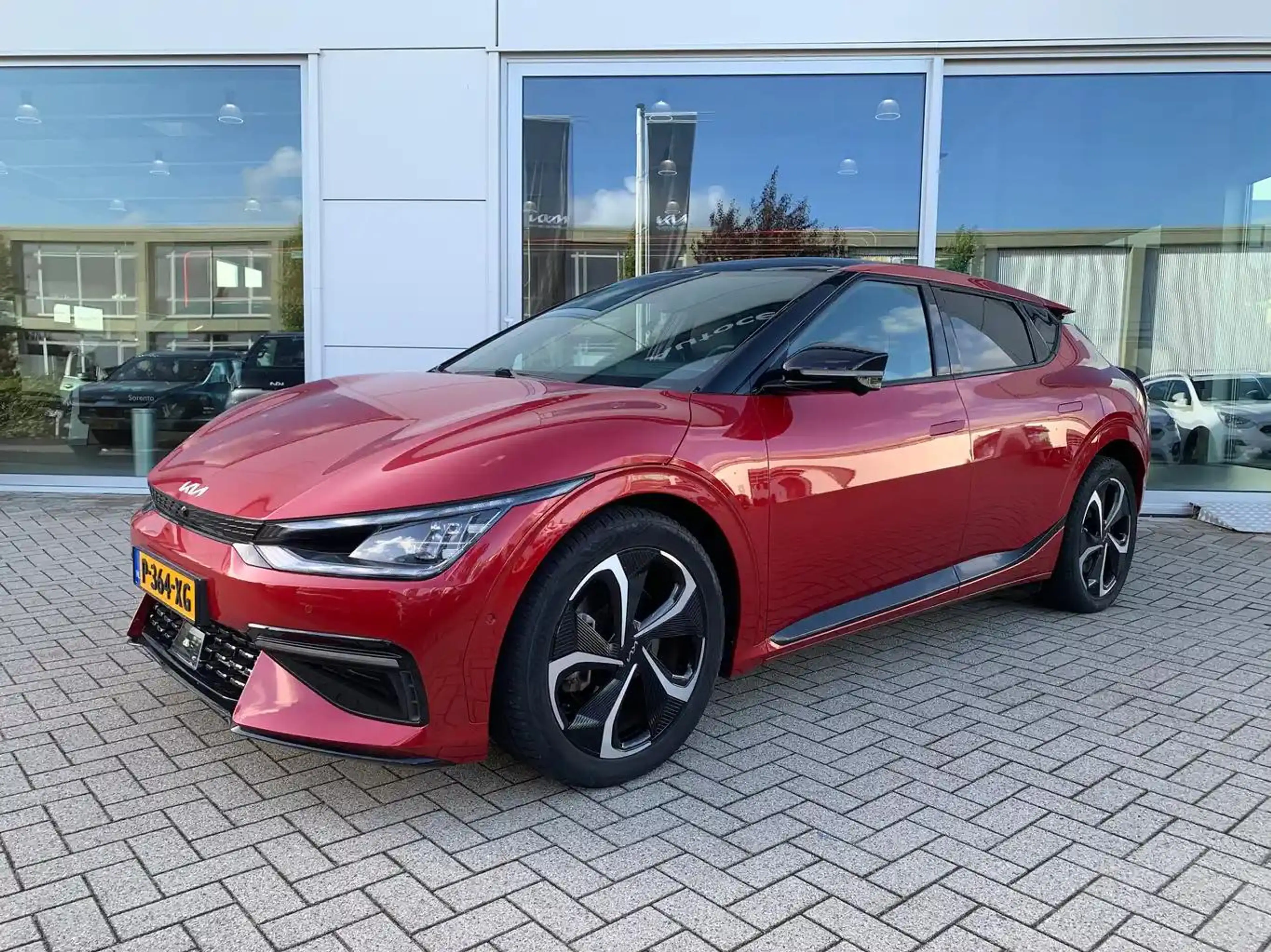 Kia EV6 GT-Line AWD 77.4 kWh All Wheel Drive 326PK | Navi — photo 2