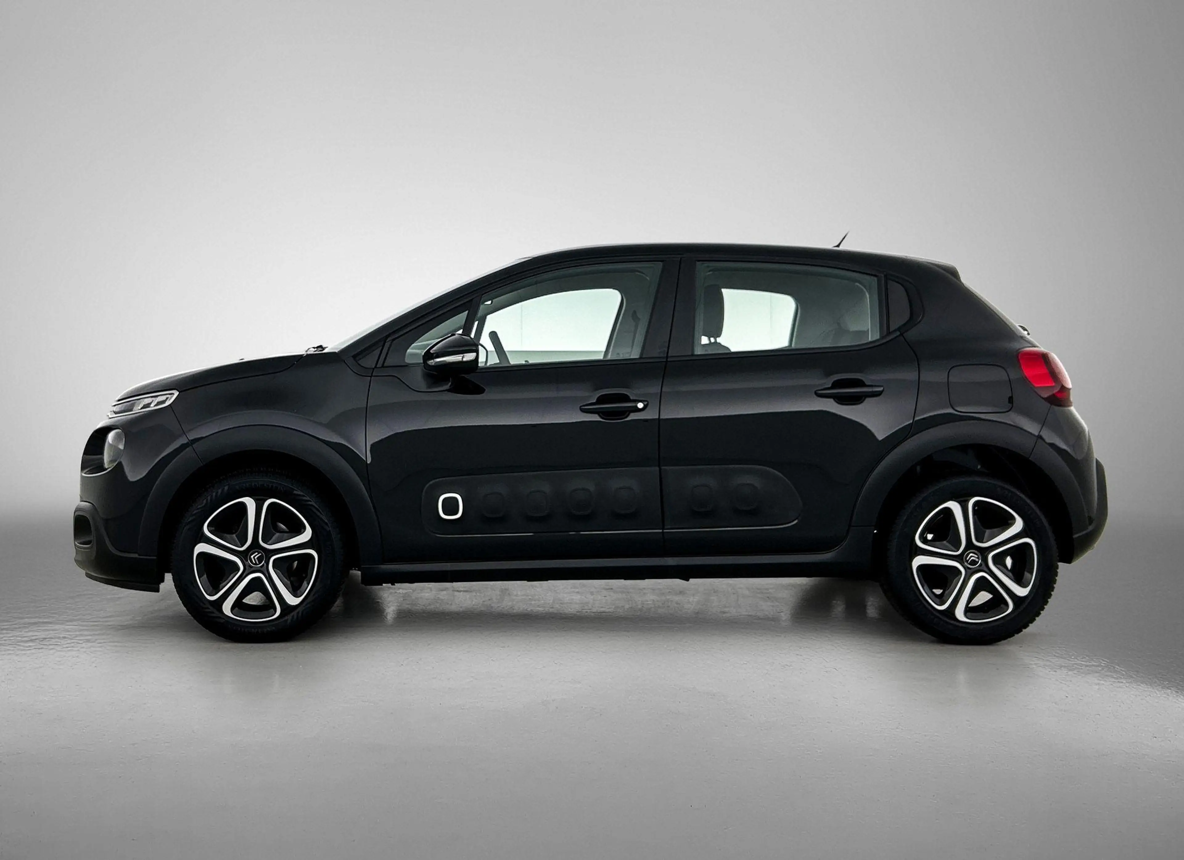 Citroen C3 1.2 S&S Feel Edition | Climate Control | Apple Car — photo 2