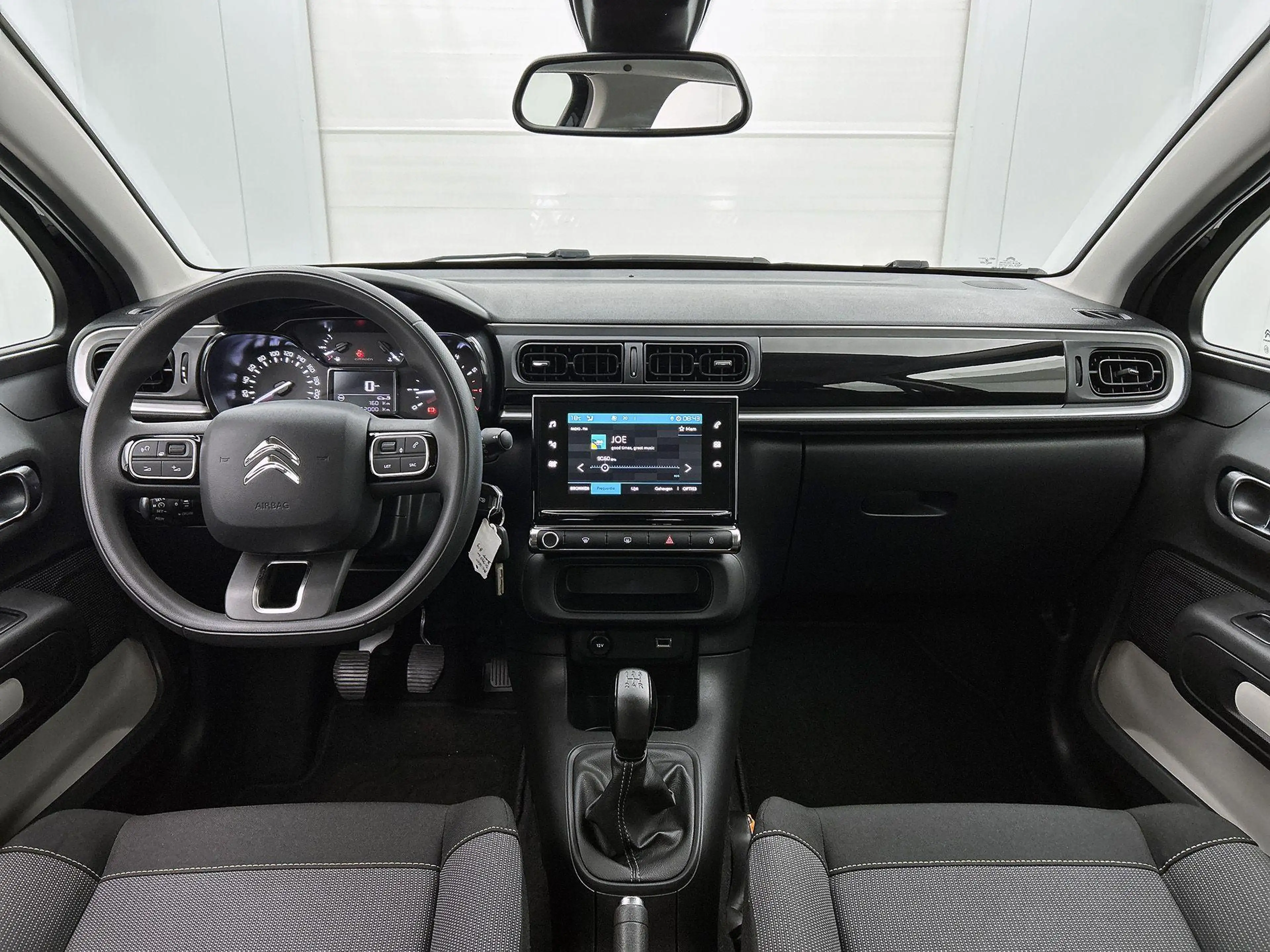 Citroen C3 1.2 S&S Feel Edition | Climate Control | Apple Car — photo 12