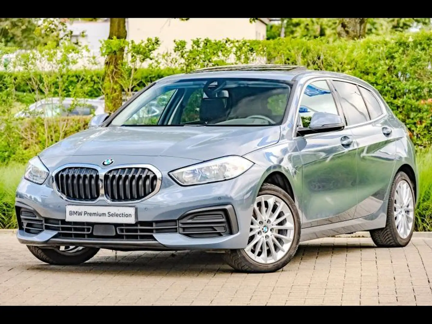 BMW 116 AUTOMAAT - NAVI - PANODAK - HA Grijs - 1