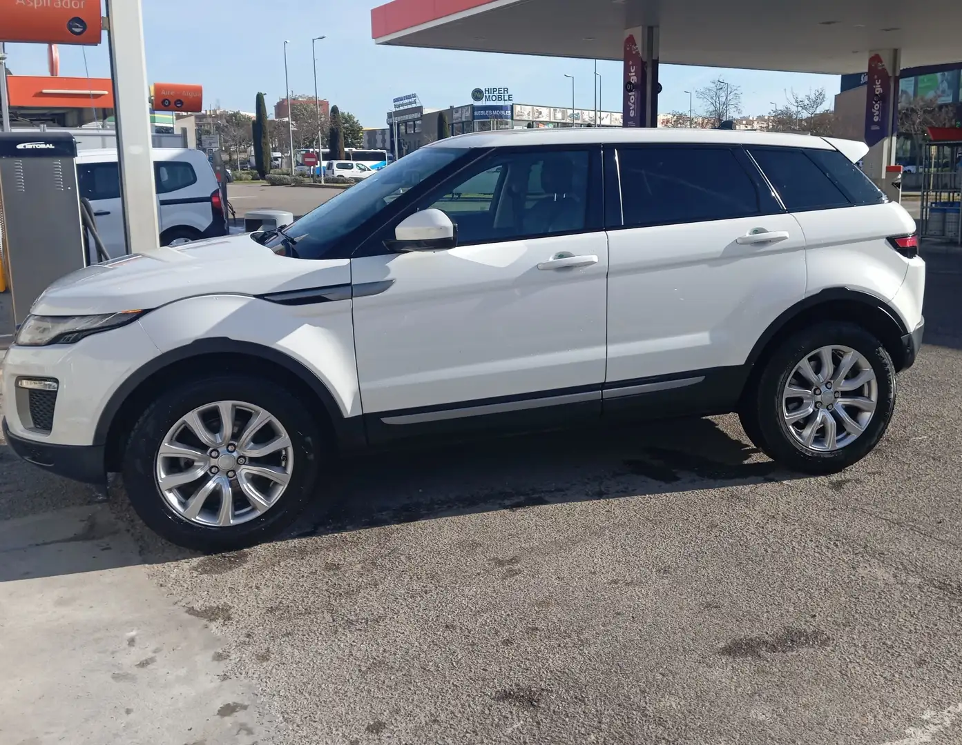 Land Rover Range Rover Evoque 2.0TD4 SE Dynamic 4WD 150 - 1