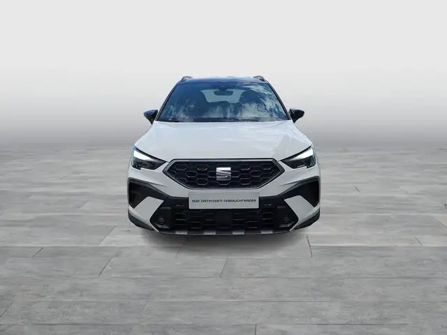 Seat Arona view 2