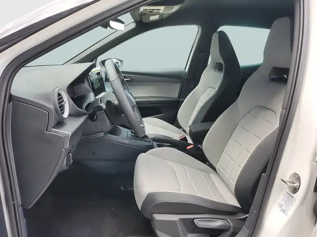 Seat Arona view 8