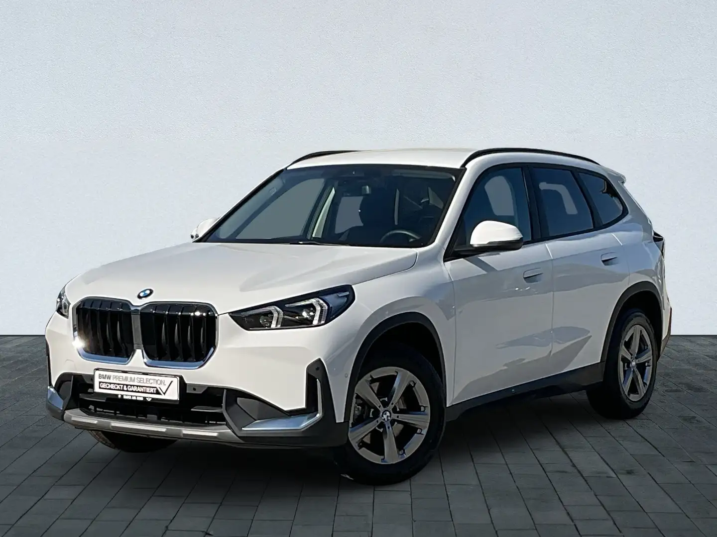 BMW X1 sDrive18i AHK SH ALED PA DAB Weiß - 2