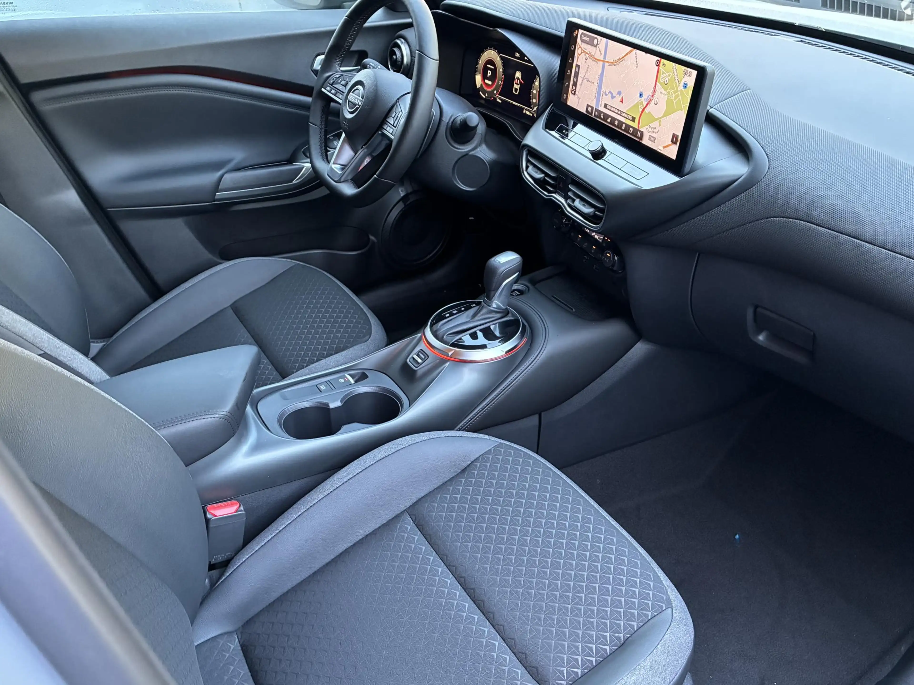 Nissan Juke 1.0 DIG-T N-Design NIEUW UIT VOORRAAD LEVERBAAR | — photo 11