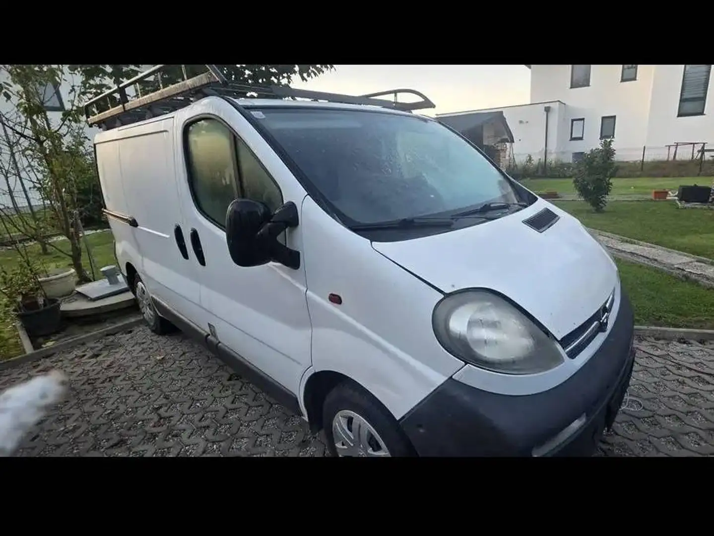 Opel Vivaro Vivaro Combi L2H1 1,9 DTI 2,9t lang Weiß - 1