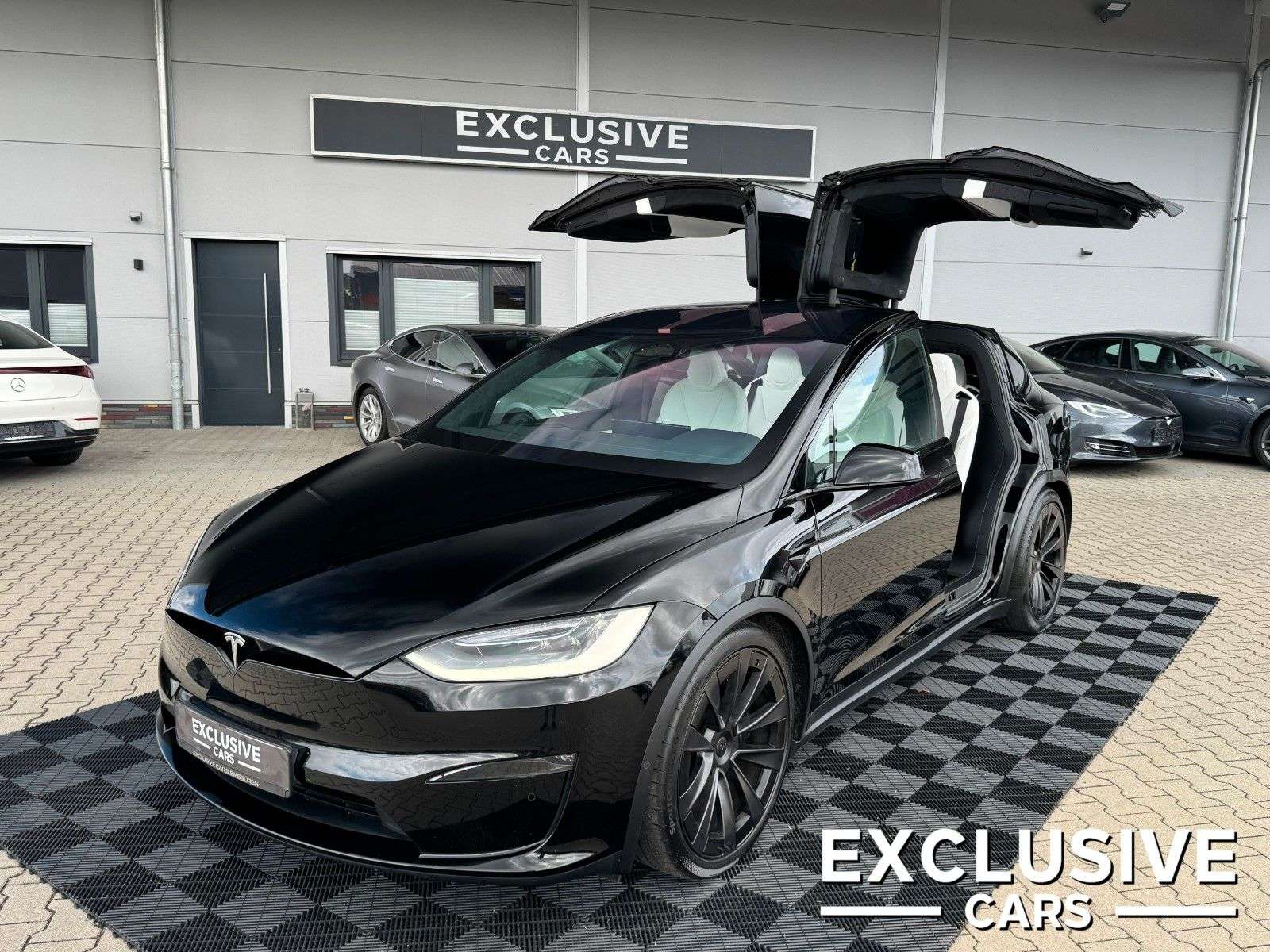 Second hand Tesla Model X electro