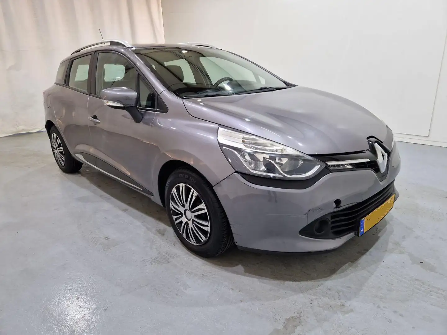 Renault Clio Estate 0.9 TCe Night&day 66kW Grijs - 1