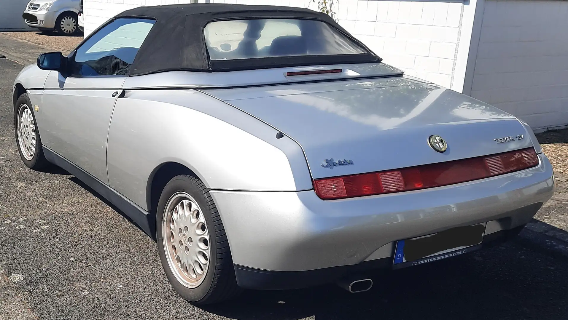 Alfa Romeo Spider 2.0 16V Twin Spark Sommerfahrzeug Silber - 2
