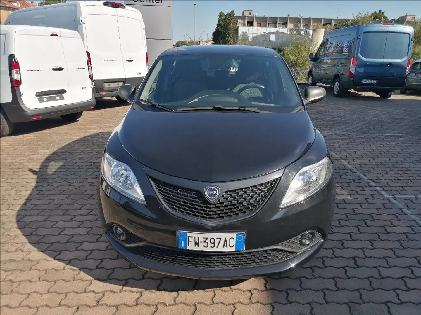 Lancia Ypsilon 1.2 Elefantino Blu per neopatentati Nero - 2