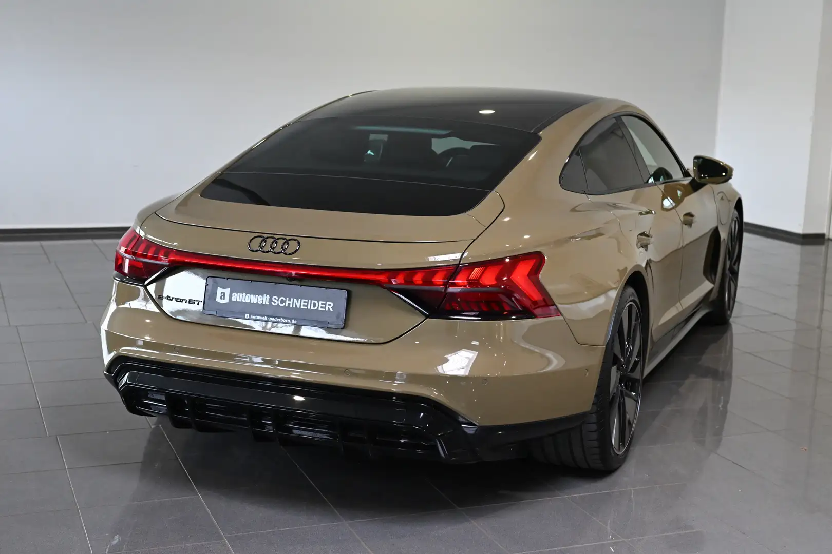 Audi e-tron GT Quattro Pano HUD B&O HA-Lenkung 21 Groen - 2